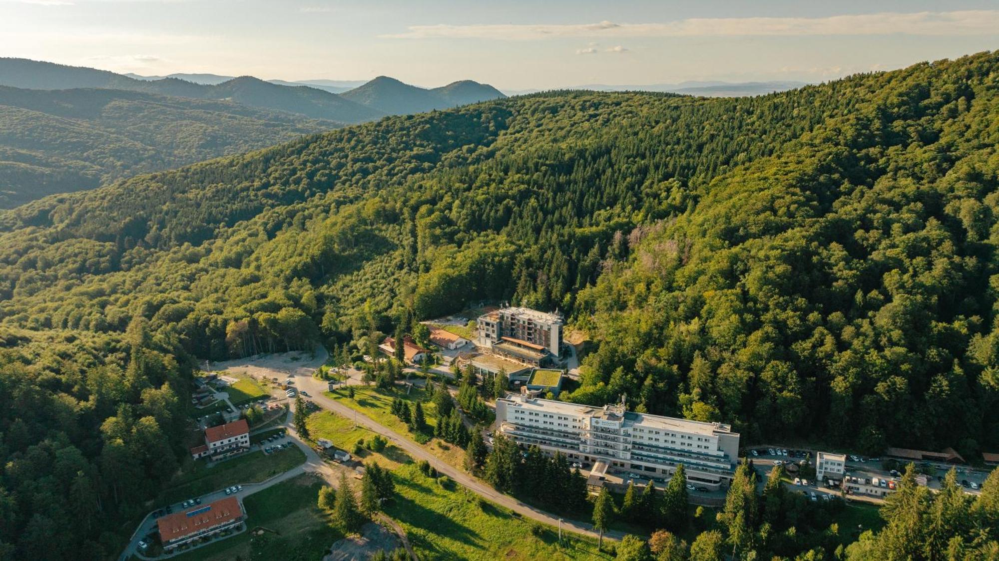 Balvanyos Resort - Peakture Hotel & Grand Hotel Balvanyos Exteriör bild