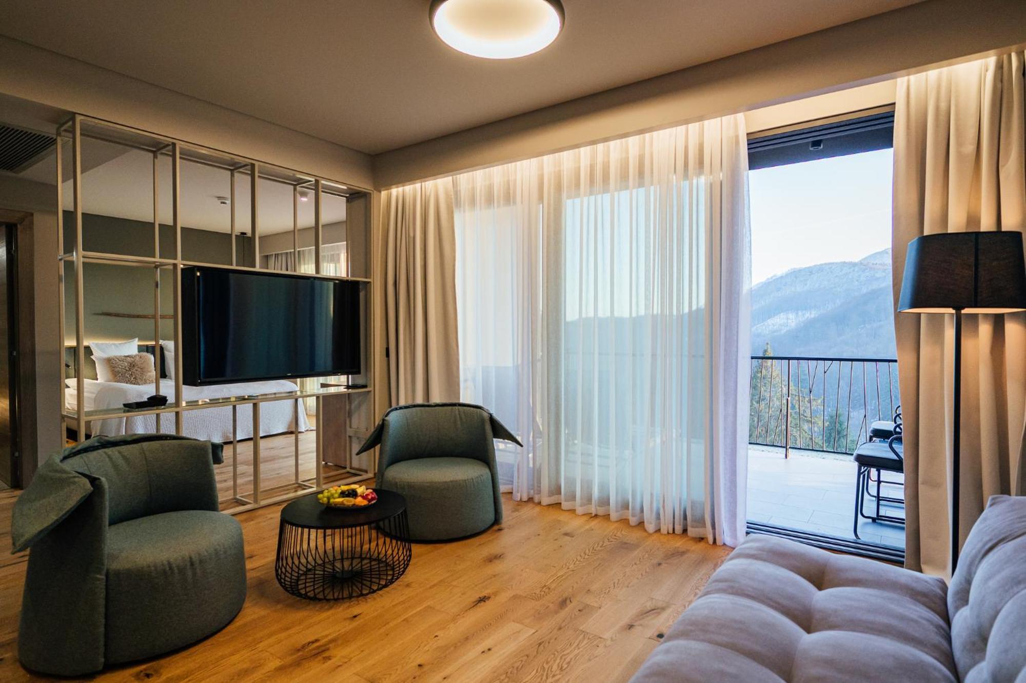 Balvanyos Resort - Peakture Hotel & Grand Hotel Balvanyos Exteriör bild